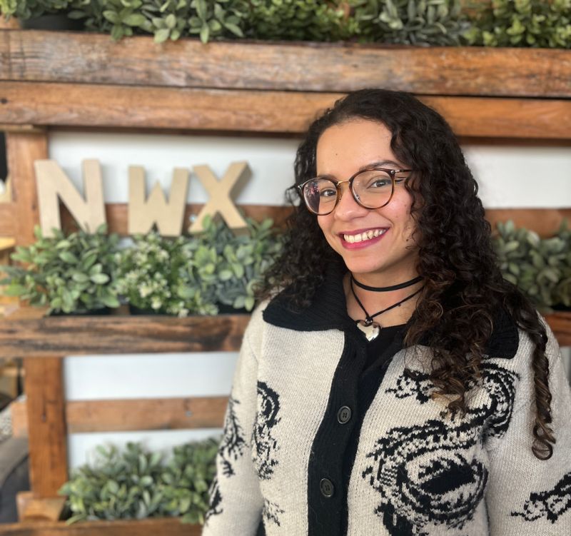 Aline a rejoint NWX pour son stage mais elle recherche une alternance